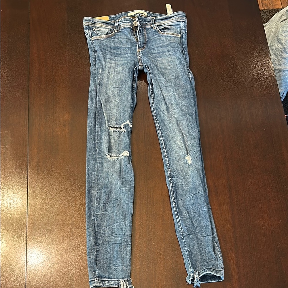 Zara Blue Skinny Jeans Distressed Style